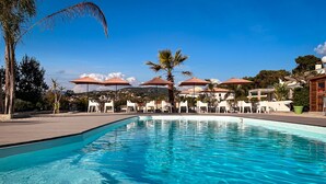 Pool - L'Isolella (Pietrosella)