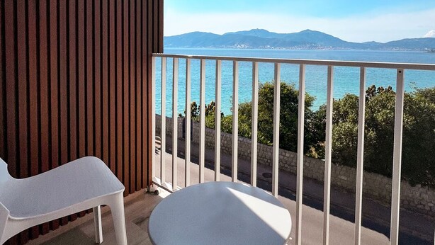 Balcony - L'Isolella (Pietrosella)