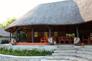 Exterior - Blue Zebra Island Lodge (Salima)