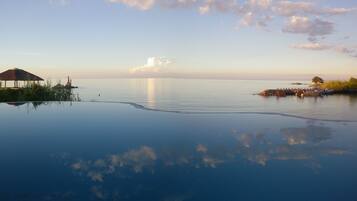 Outdoor pool, a natural pool