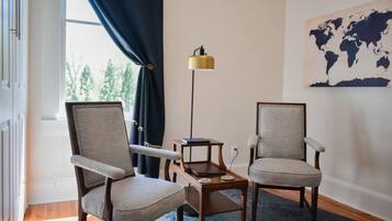 Suite Confort, salle de bains privĂ©e, vue jardin (Suite 3) | Ăquipements de la chambre