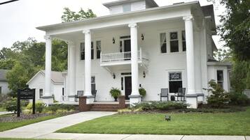 บริเวณภายนอก