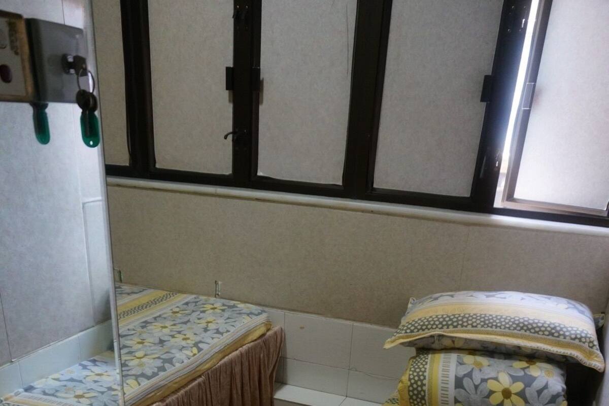 واي فاي مجانًا وملاءات أسرّة