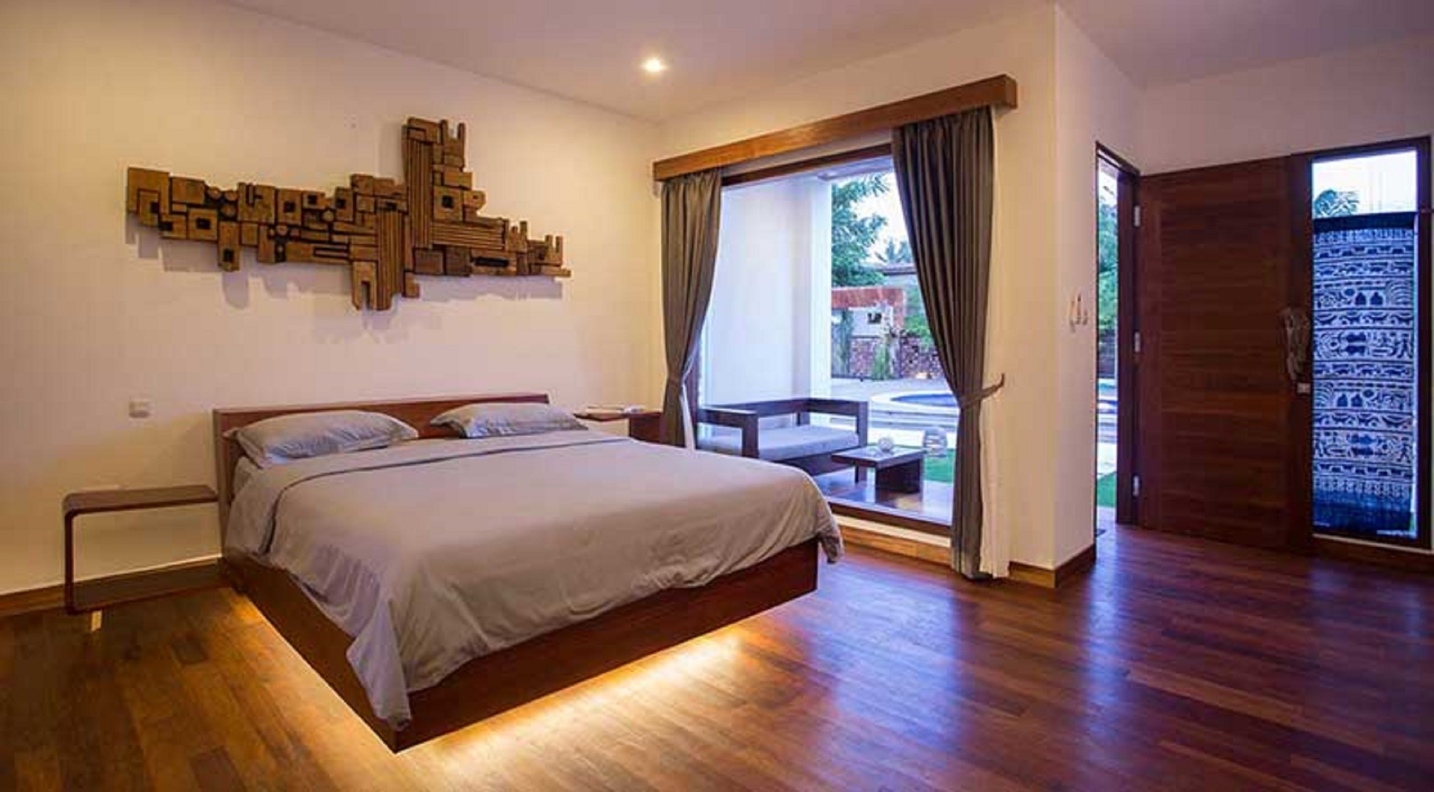 premium bedding, minibar, in-room safe, individually decorated