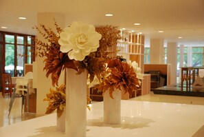 Lobby - Hotel Los Robles (Gandia)