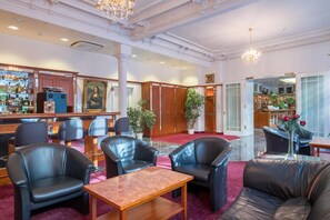 Bar (on property) - Hotel Bayernland (Munich)