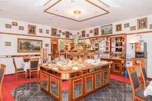 Dining - Bayernland (Munich)