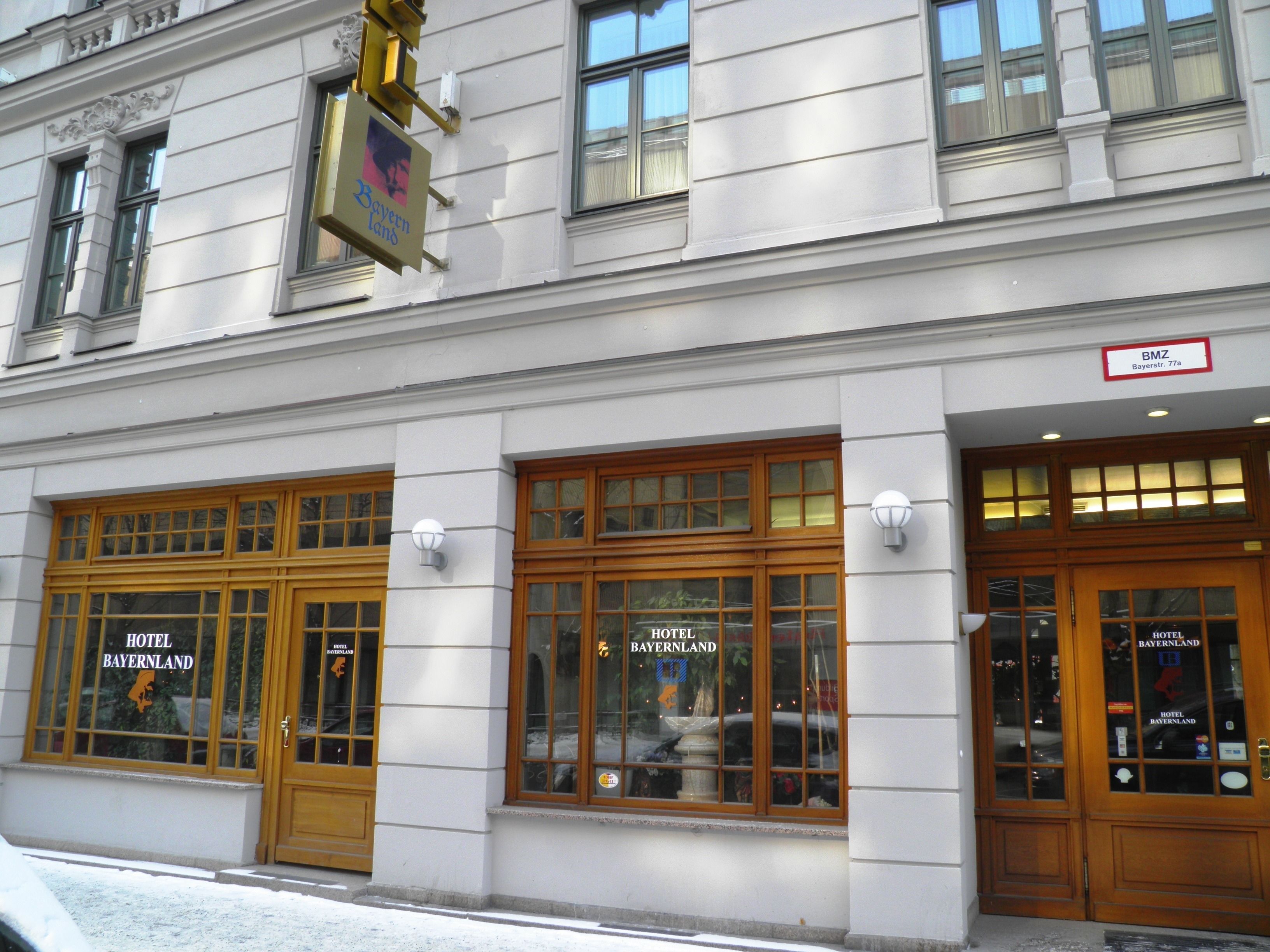 المنشأة من الخارج