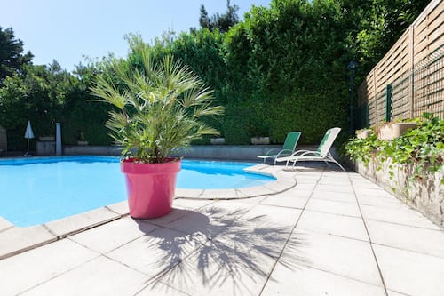 Piscine extérieure (ouverte en saison)