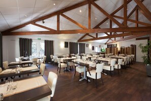 Lunch and dinner served - Logis Hôtel, Le relais de Sassenage (Sassenage)