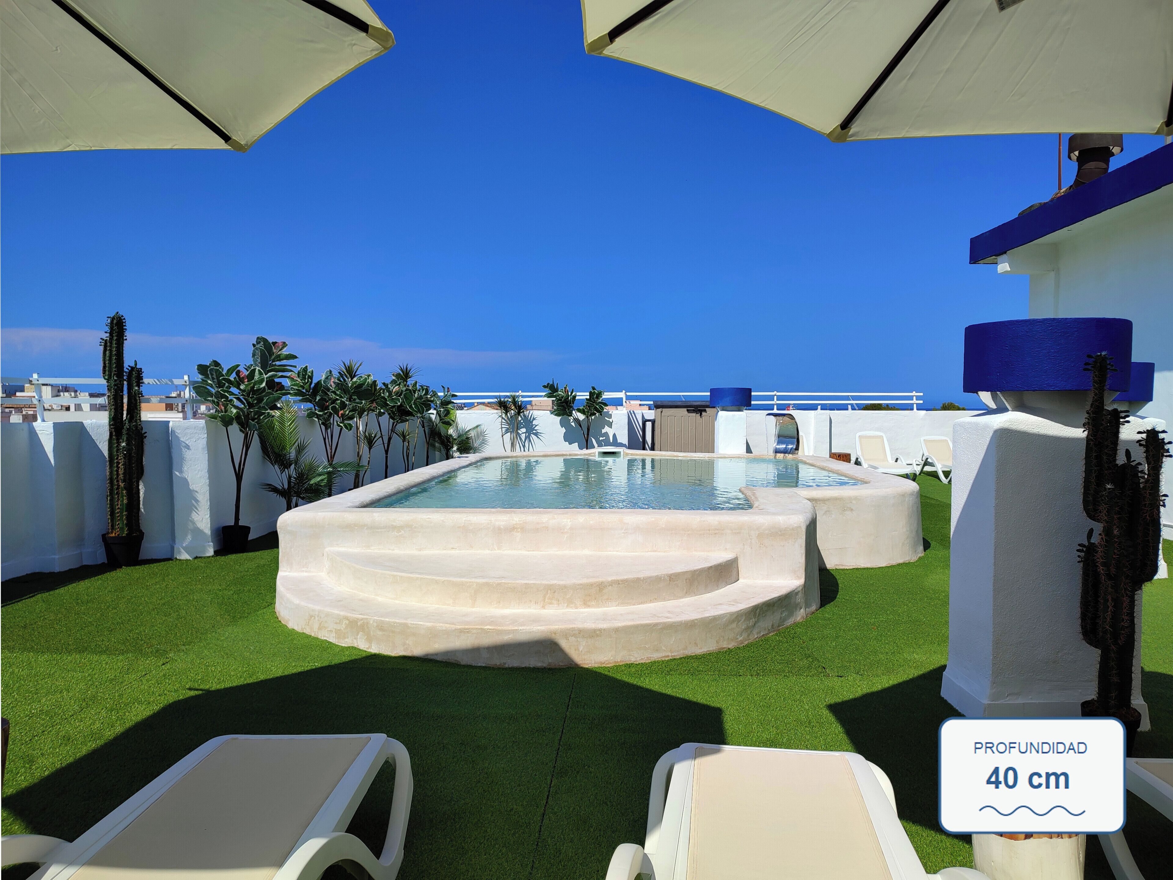 حمام سباحة للأطفال