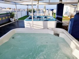 室外 Spa 池