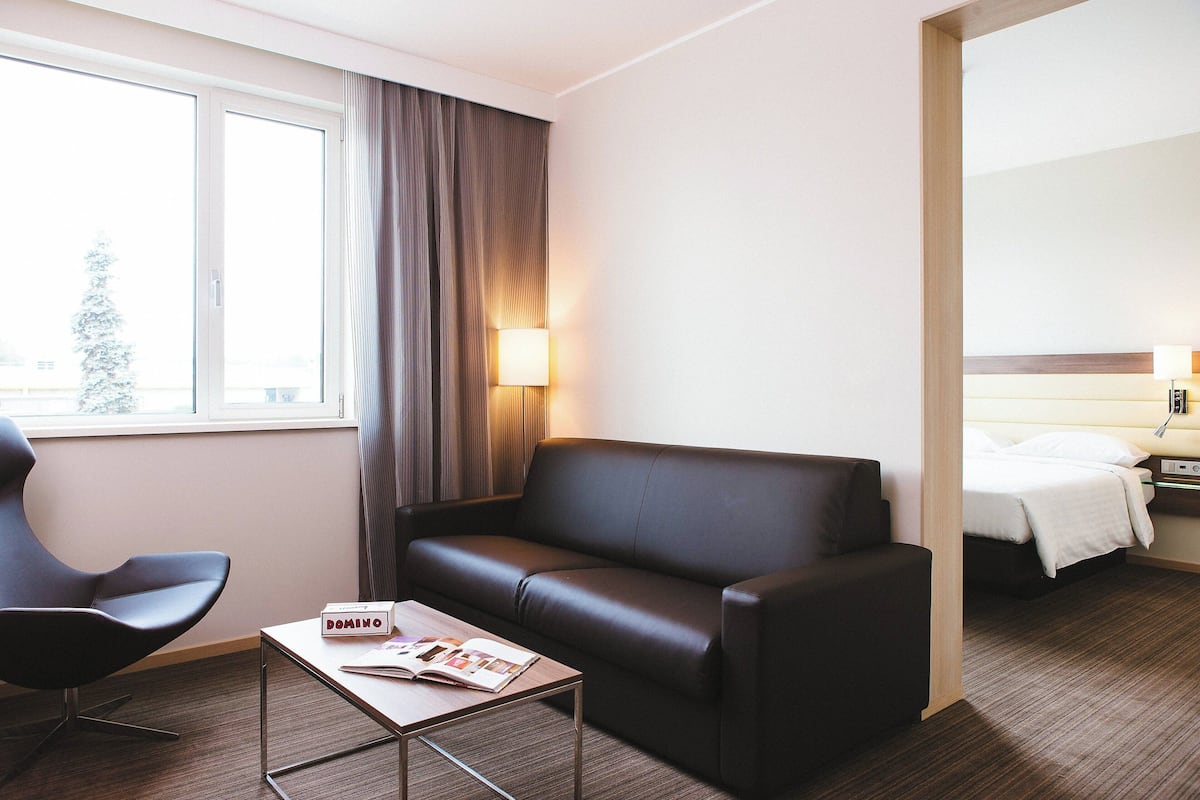Habitación, 1 cama matrimonial, para no fumadores | Ropa de cama hipoalergénica, muebles diferentes y escritorio