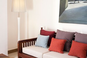 Seprai premium, brankas, dan didekorasi berbeda-beda