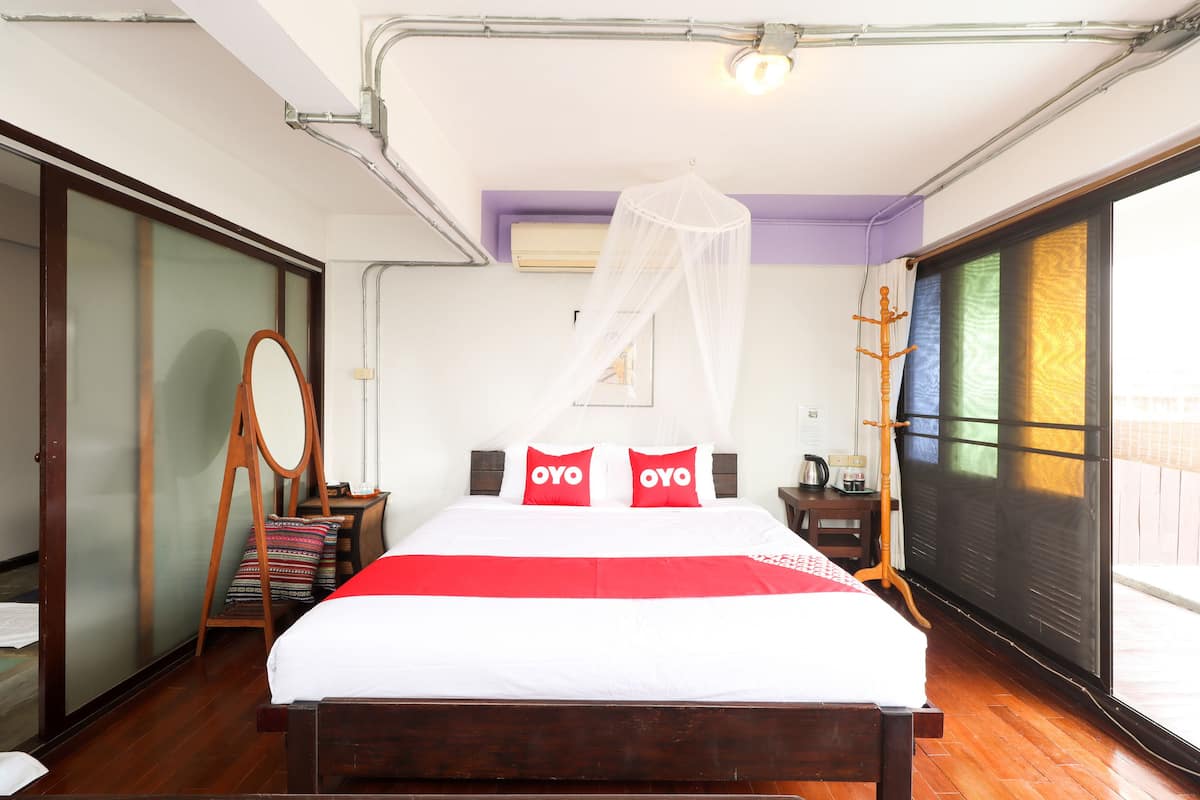 Habitación doble Premier | Escritorio, wifi gratis y ropa de cama