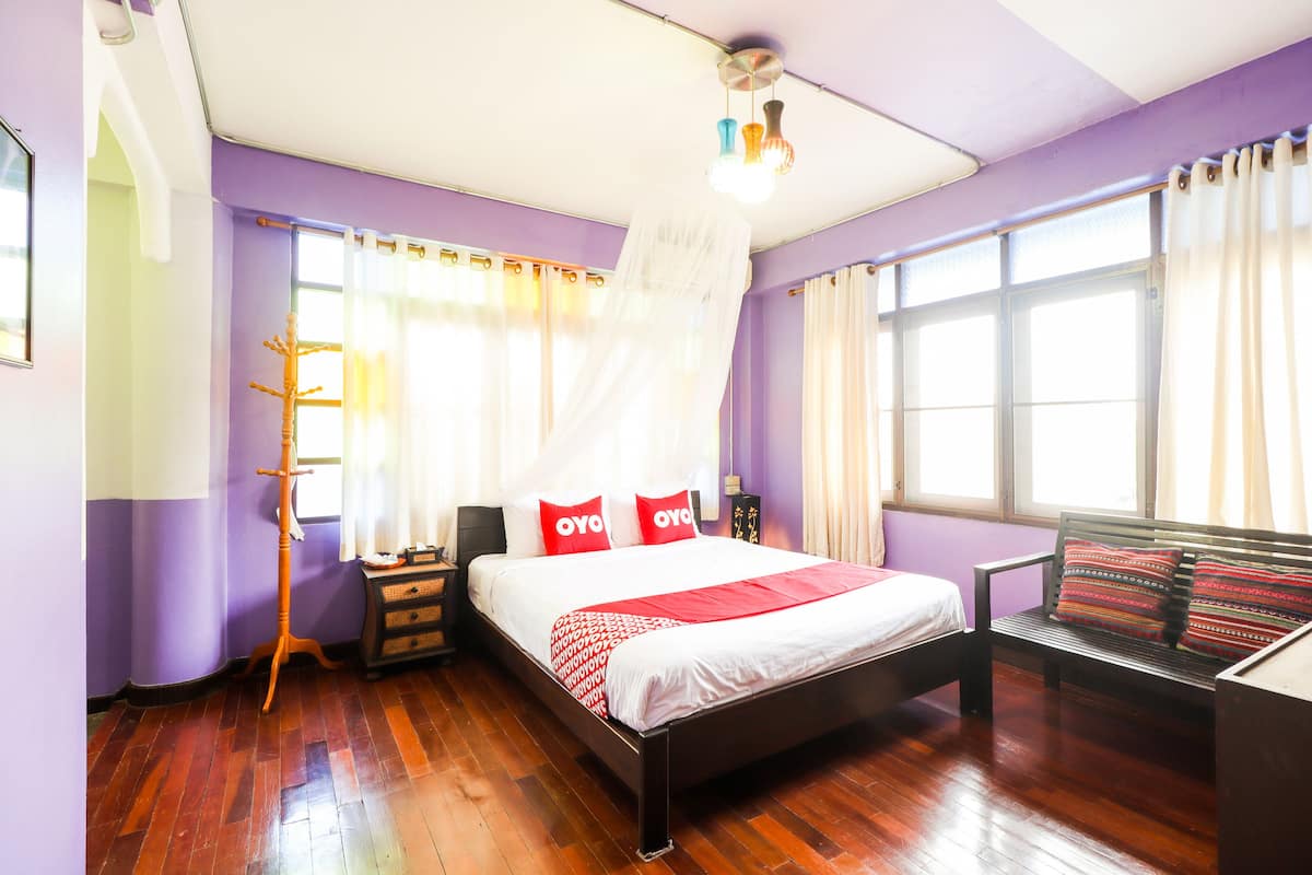 Habitación doble Deluxe | Escritorio, wifi gratis y ropa de cama