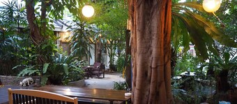 Stay With Me Guesthouse