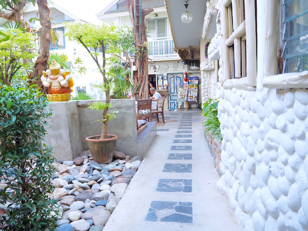 Stay With Me Guesthouse by null