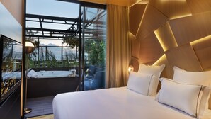 Terrace Room with outdoor Jacuzzi 