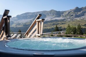 Turkish bath/hammam, body treatments, facials