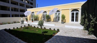 Villa Maggie