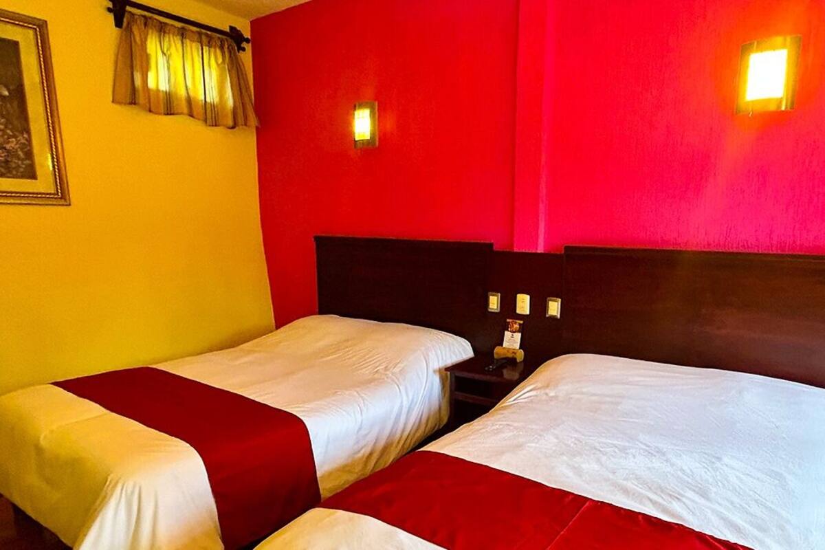 Double Room | Down comforters, laptop workspace, blackout drapes