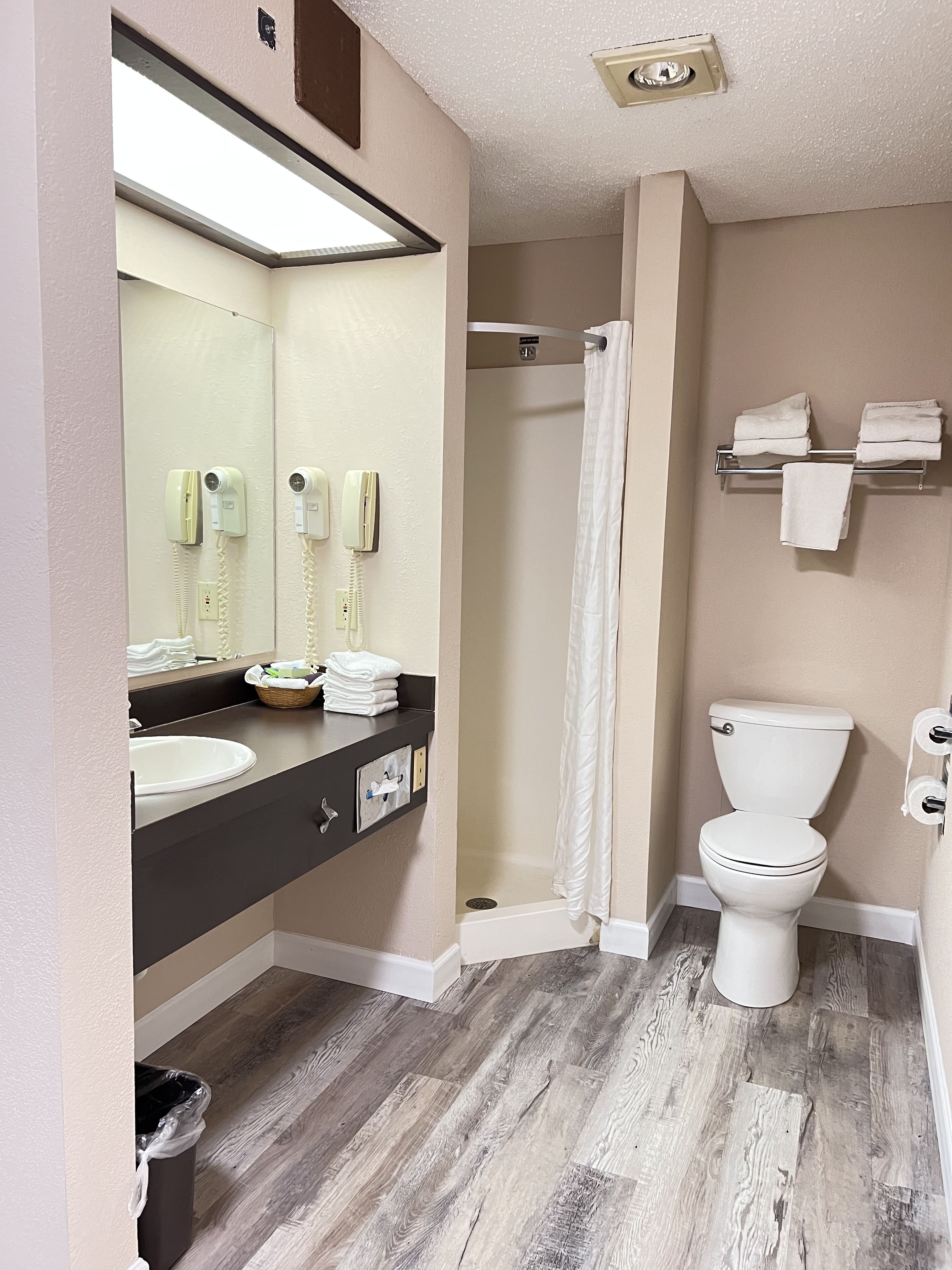 Suite (Whirlpool) | Badezimmer