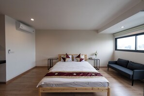 Single Room | Minibar, desk, soundproofing, free WiFi - L.A.Tower Hotel (Bangkok)