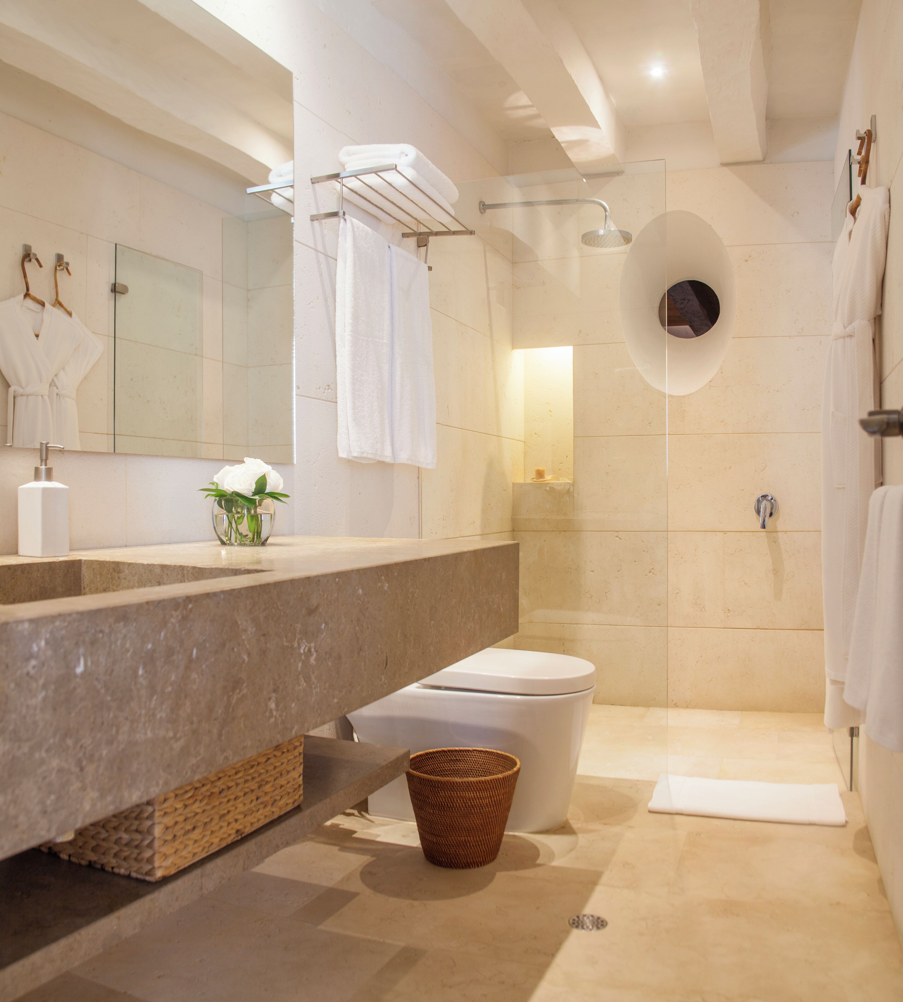 premium bedding, minibar, in-room safe, blackout curtains