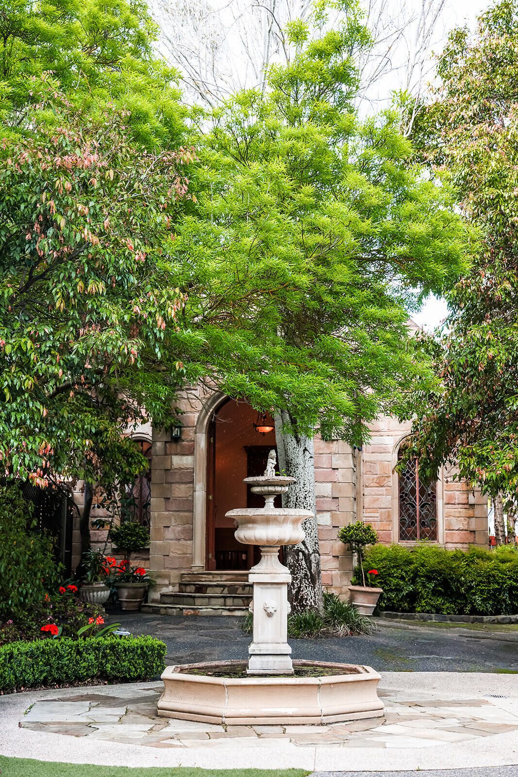 Photo - Elizabethan Lodge