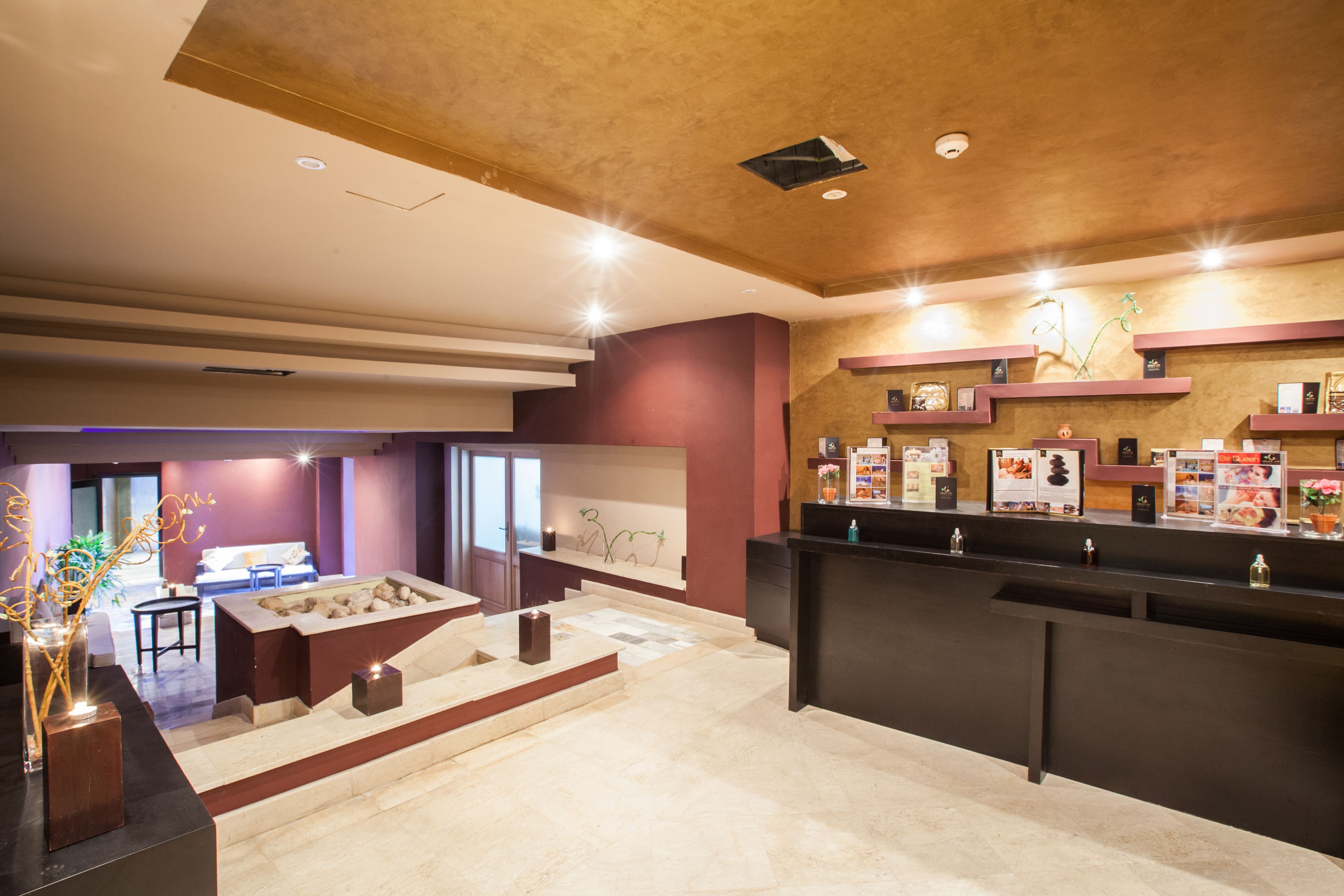 sauna, hot tub, steam room, turkish bath/hammam, body treatments