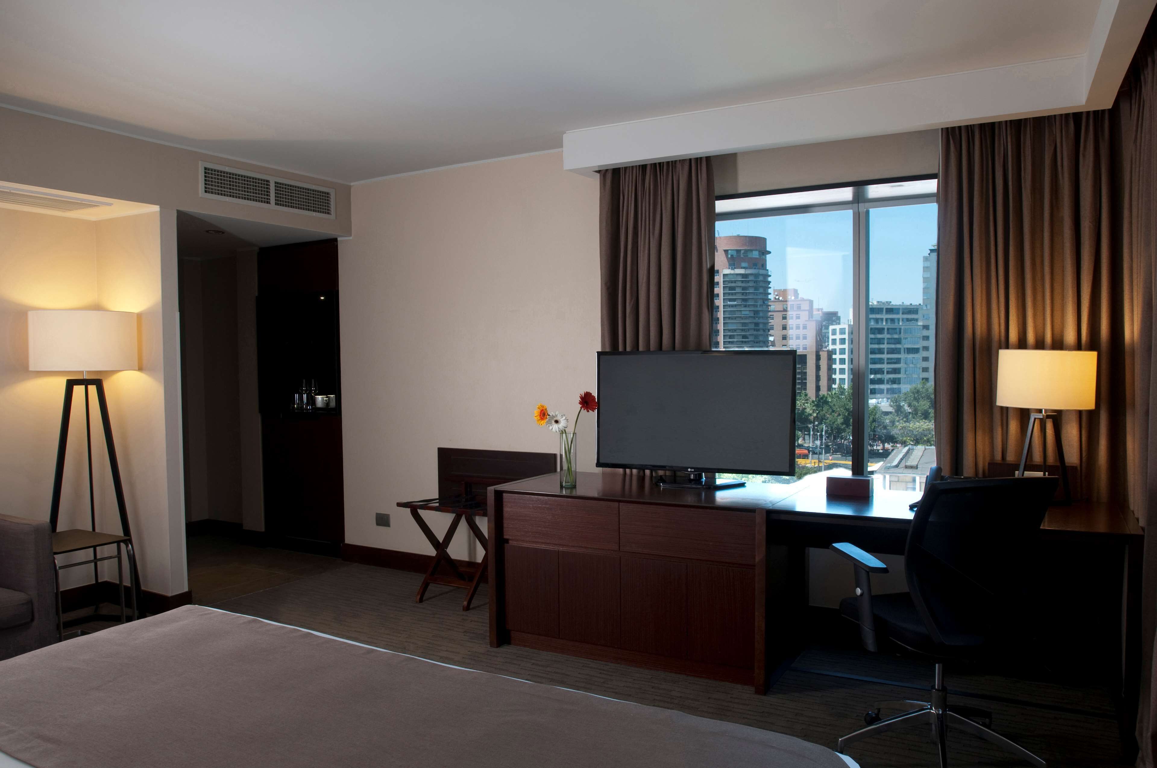Chambre, 1 très grand lit