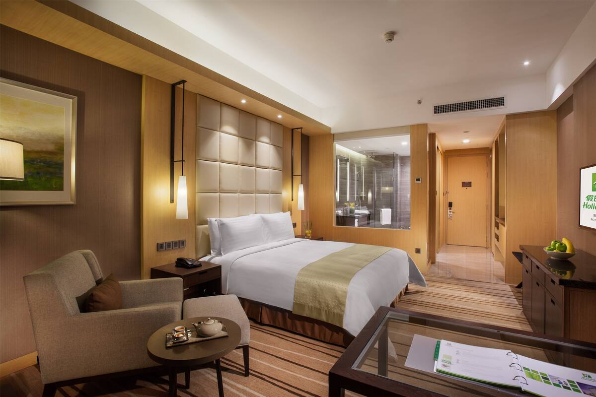 Chambre Standard, 1 très grand lit | Literie de qualité, couette en duvet, minibar, coffre-fort