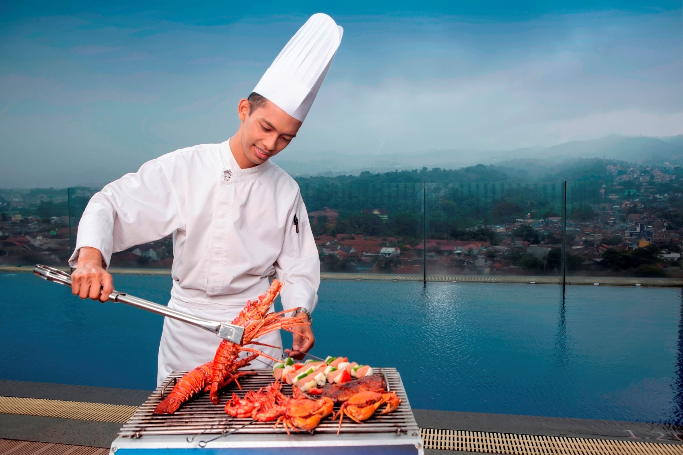 outdoor pool, pool loungers