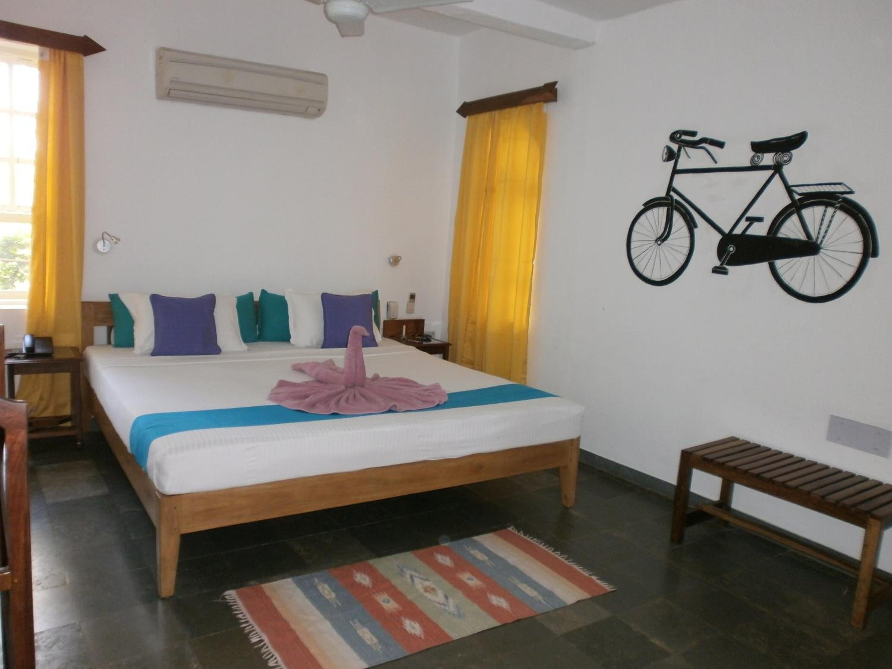 minibar, in-room safe, individually decorated, individually furnished