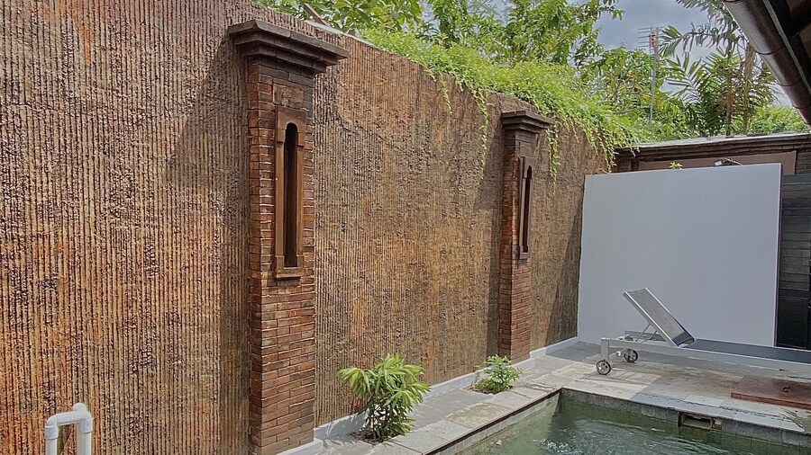 Chrome Hotel & Resort Solo