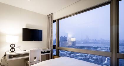 We Meet Taipei Hotel