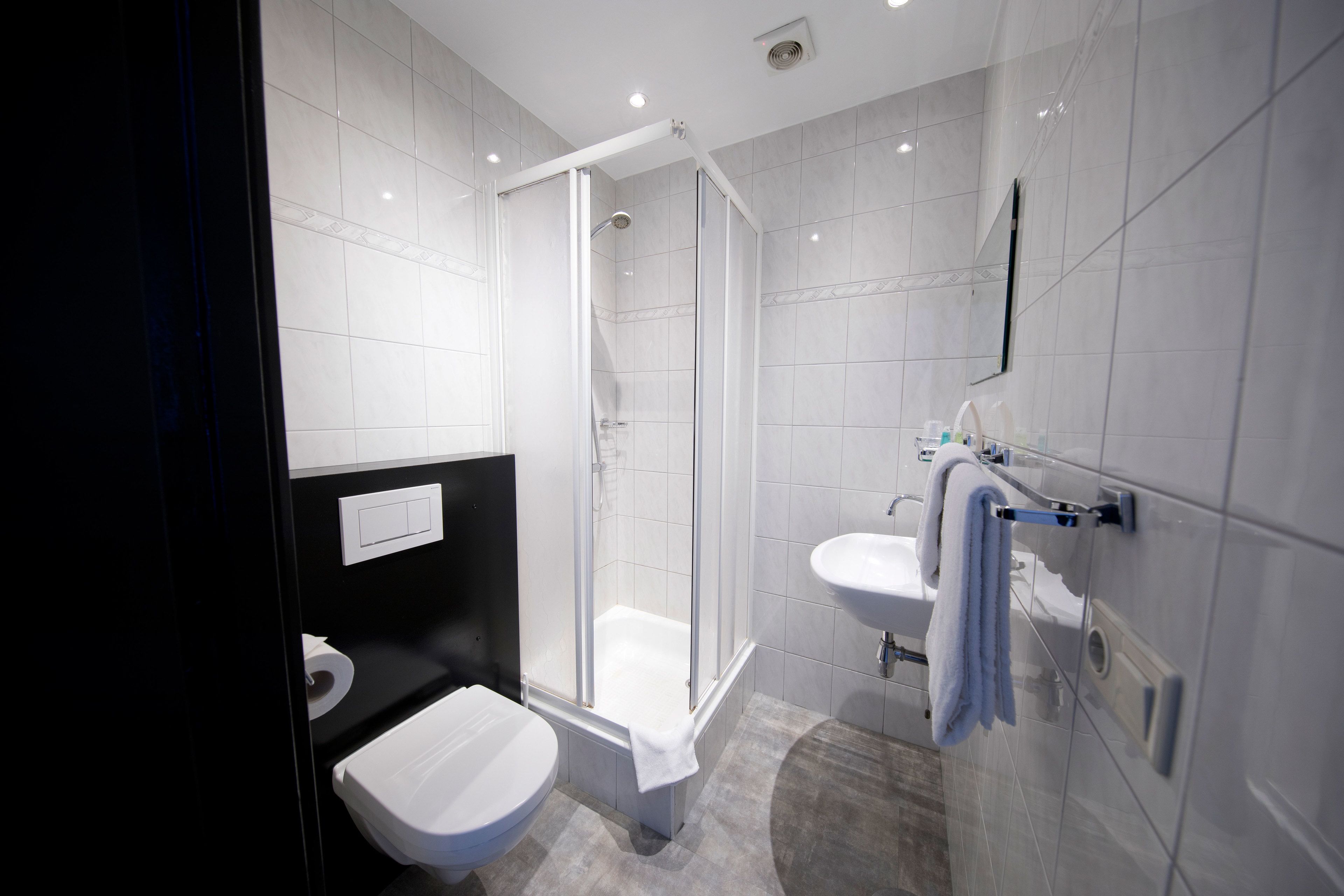 Single Room, 1 Single Bed | Bathroom | Towels
