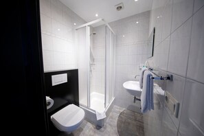 Chambre Simple, 1 lit une place | Salle de bain