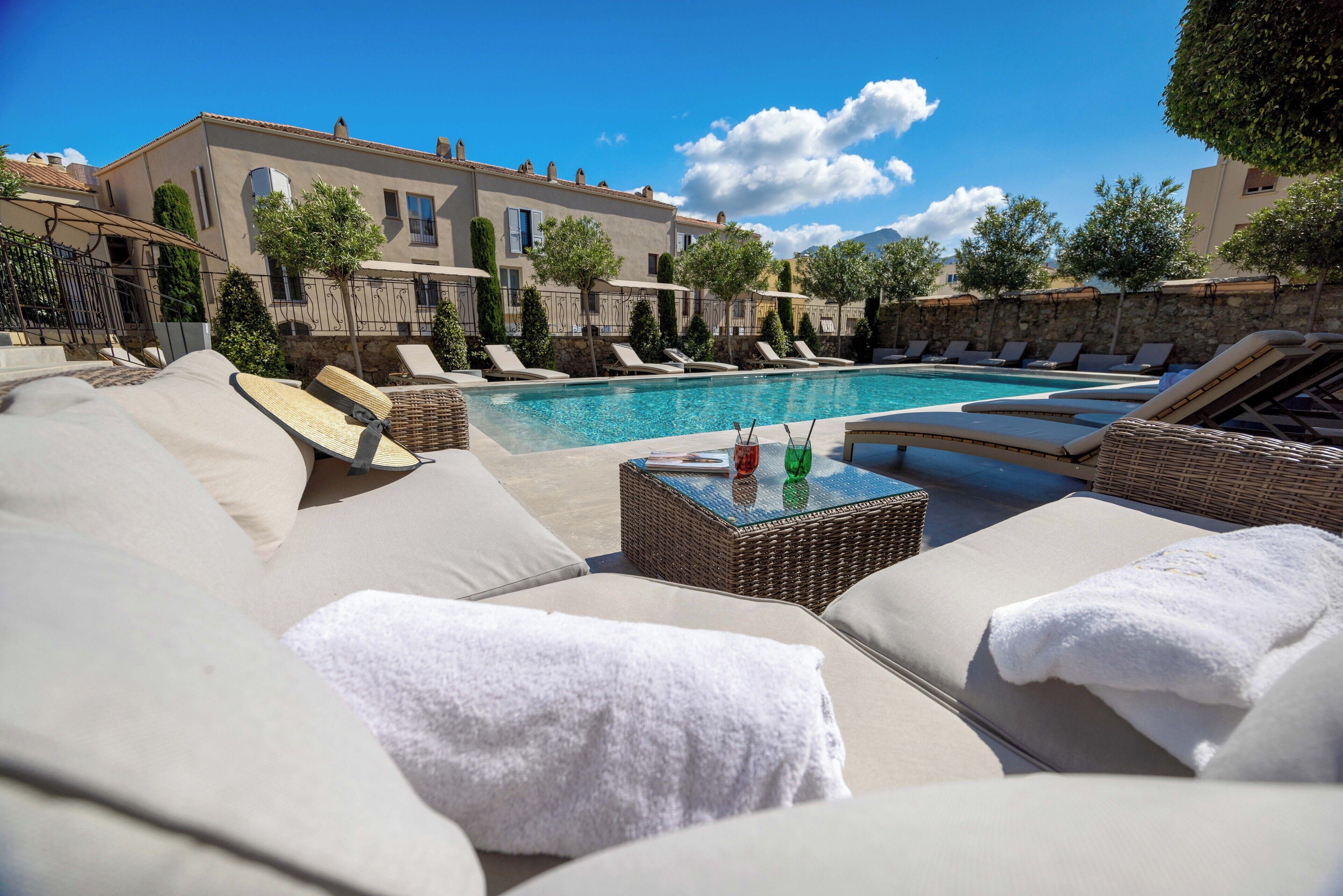 Piscina stagionale all'aperto