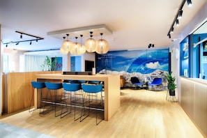 Daily buffet breakfast (EUR 13.9 per person)