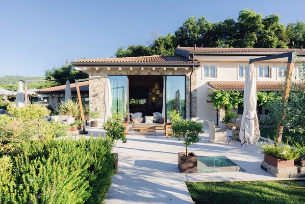 Front of property - Relais Rossar (Costermano sul Garda)