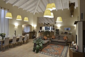 Bar (in der Unterkunft)