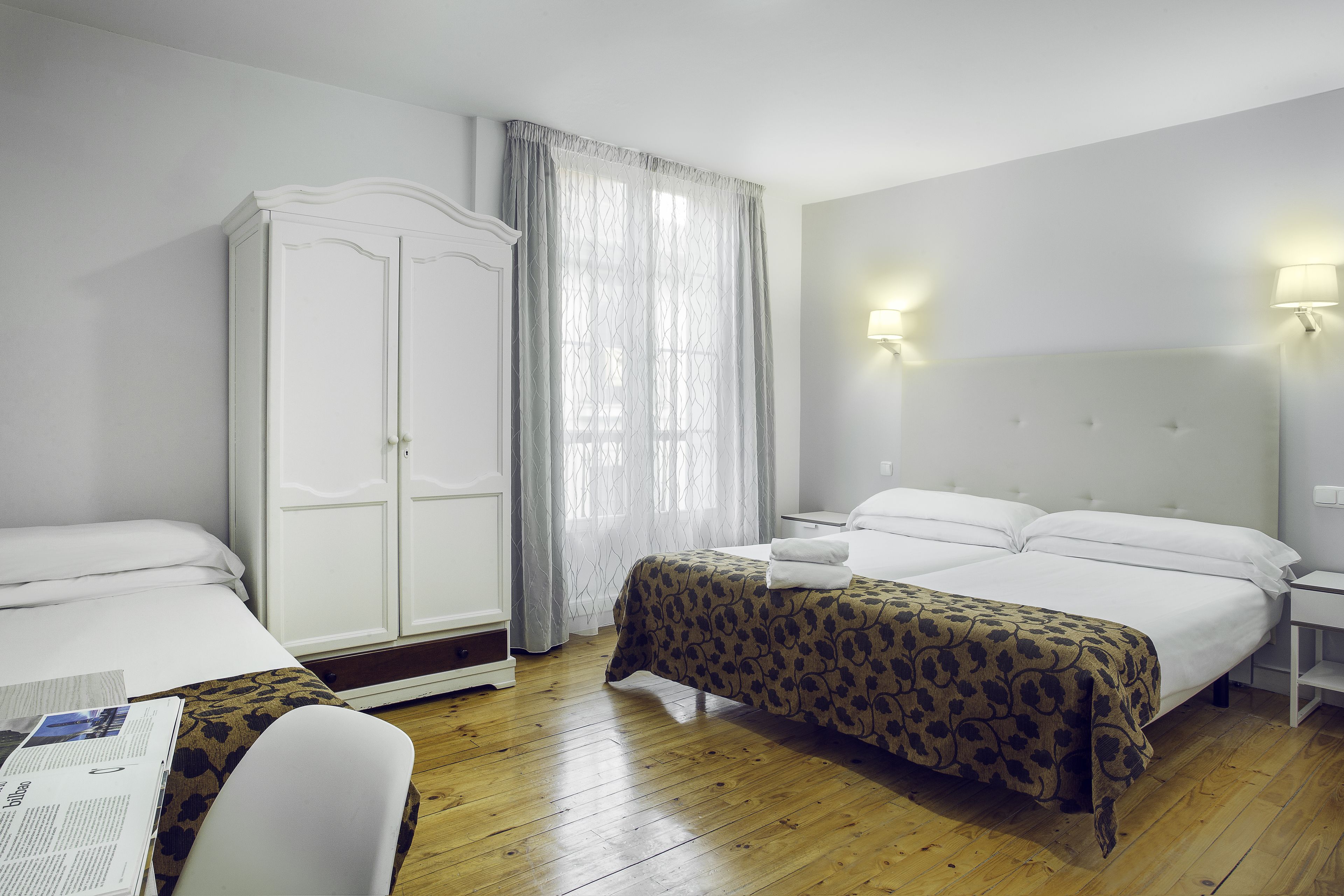 Photo - Casual Gurea