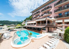 Seasonal outdoor pool - Hotel Ariston (Levico Terme)