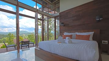 2 Bedroom Pool Villa Grand Mountain View | Desk, blackout drapes, rollaway beds, free WiFi