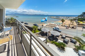 高級套房, 1 間臥室, 露台, 海景 | 陽台景觀