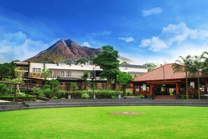 Front of property - Griya Persada Convention Hotel & Resort Kaliurang (Pakem)