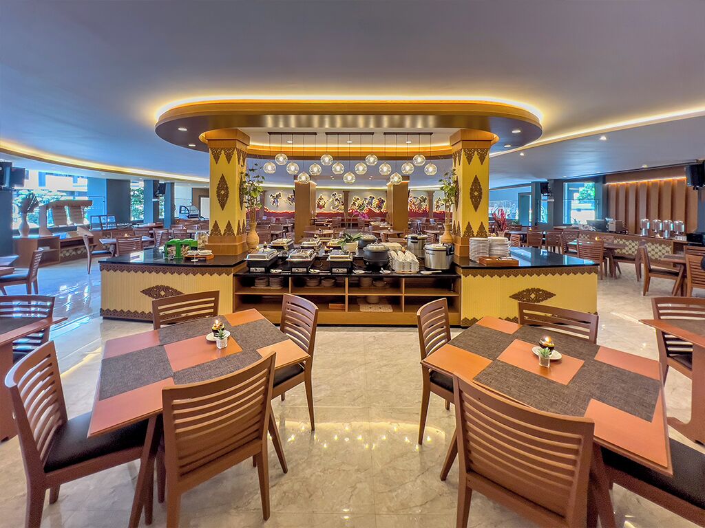 Daily buffet breakfast (IDR 100000 per person)