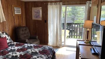 Motel Cottage, 1 Double | Desk, free WiFi